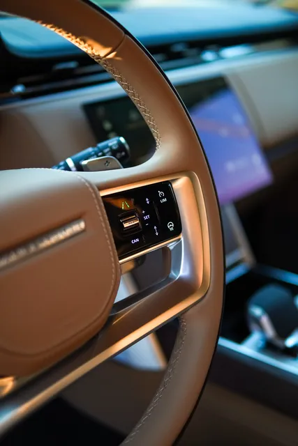 Land Rover Range Rover — Полная оклейка сатиновым полиуретаном, кадр 9
