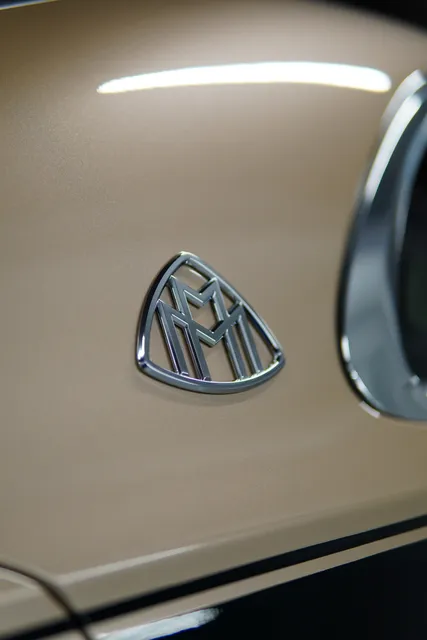 Mercedes-Benz Maybach — Двухцветный дизайн и защита, кадр 38