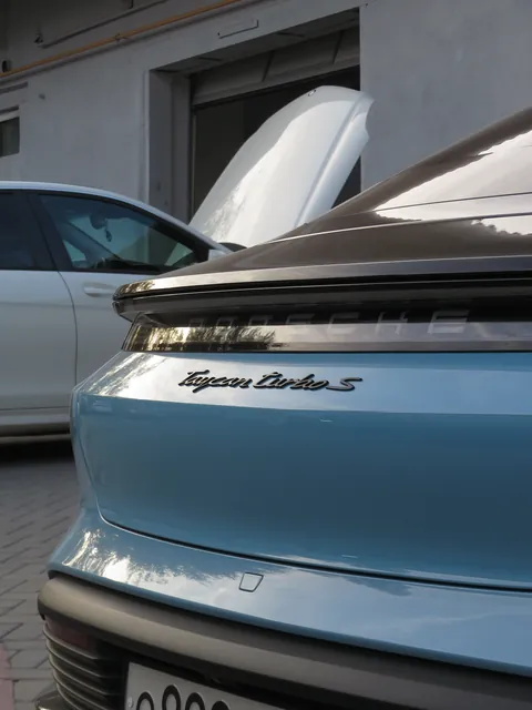 Porsche Taycan — Защита электромобиля, кадр 15