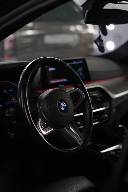 BMW M5 — Детейлинг-мойка, кадр 12