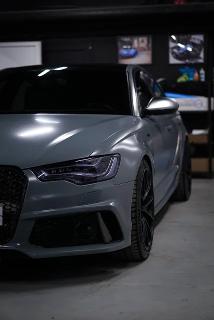 Audi RS 6 — Винил Oracal и сатиновая защита передней части, кадр 1