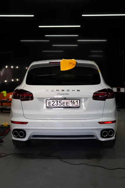 Porsche Cayenne — Полировка кузова, кадр 8