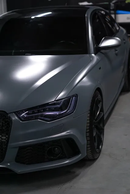 Audi RS 6 — Винил Oracal и сатиновая защита передней части, кадр 5