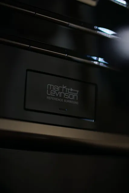 Lexus LX 570 — Химчистка салона, кадр 7