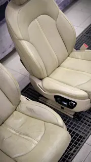 Audi A8 L W12 — Химчистка светлого салона, кадр 1
