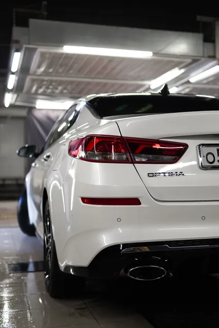 Kia Optima — Полировка и уход за подкапотным пространством, кадр 5