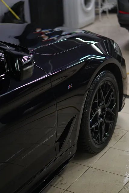 BMW M5 — Детейлинг-мойка, кадр 13