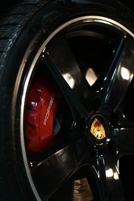 Porsche Cayenne GTS — Полировка, керамика и защита глянцевых элементов, кадр 4