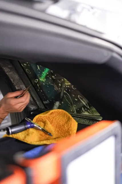 Geely Monjaro — Тонировка задней полусферы Llumar, кадр 7