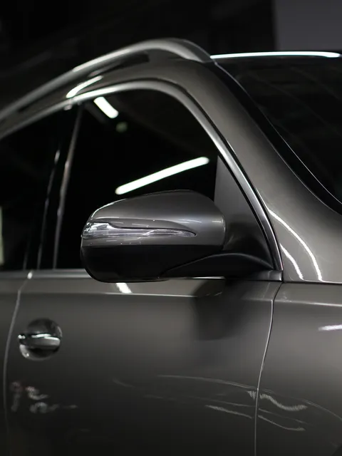 Mercedes-Benz GLC 300 — Регулярный уход, кадр 10