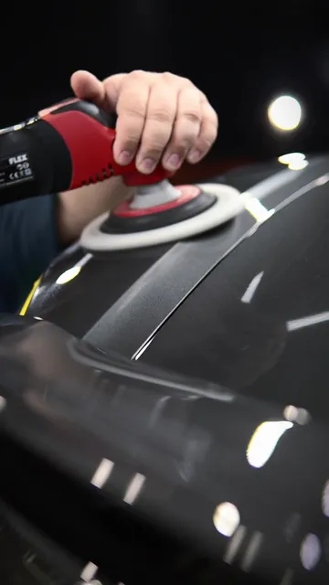 Porsche 718 Boxster — Полировка серого кузова, кадр 10