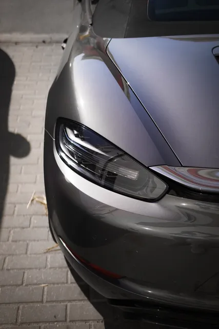 Porsche 718 Boxster — Полировка серого кузова, кадр 3