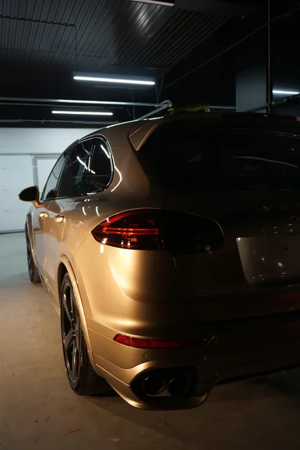 Porsche Cayenne GTS — Полировка, керамика и защита глянцевых элементов, кадр 10