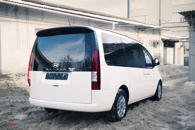 Hyundai Staria — фото автомобиля, кадр 8