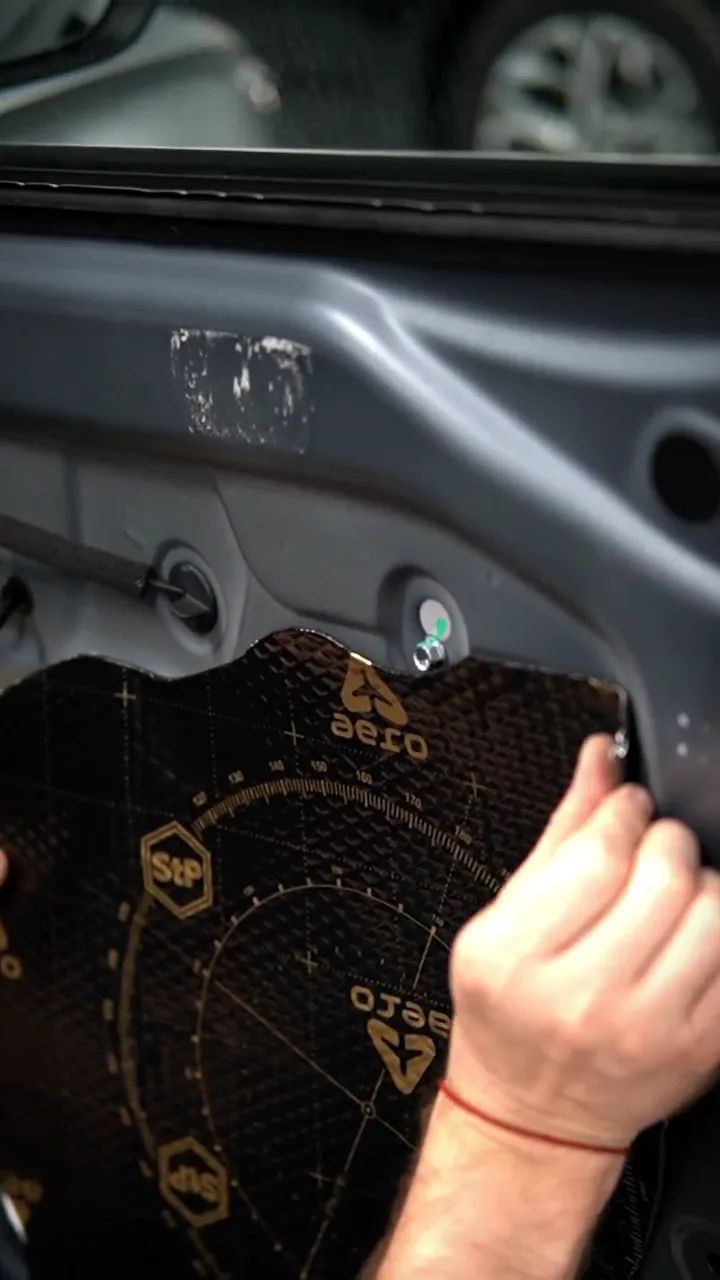 Geely Monjaro — Шумоизоляция салона