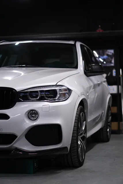 BMW X5 — Регулярный уход, кадр 11