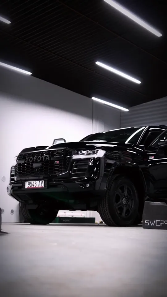 Land Rover Range Rover Sport — Удаление вмятины