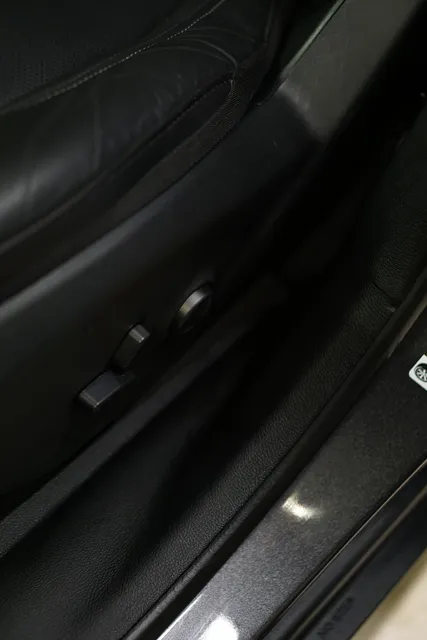 Jeep Grand Cherokee — Регулярный уход, кадр 3