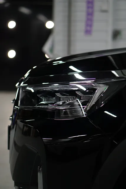 Jeep Grand Cherokee — Регулярный уход, кадр 7