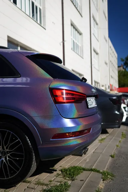 Audi Q3 — Винил с галактическим эффектом, кадр 23
