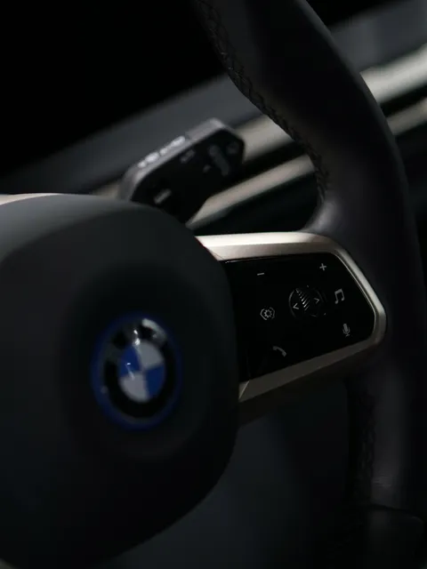 BMW iX — Полировка и керамическое покрытие, кадр 3