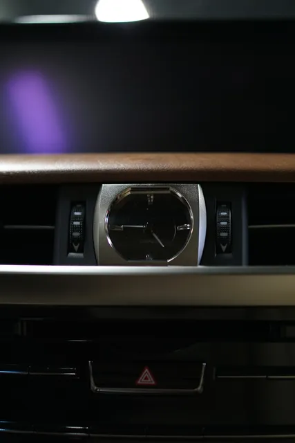 Lexus LX 570 — Химчистка салона, кадр 9