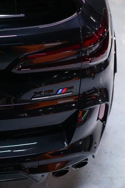 BMW X6 M — Регулярный уход за оклеенным кузовом, кадр 7