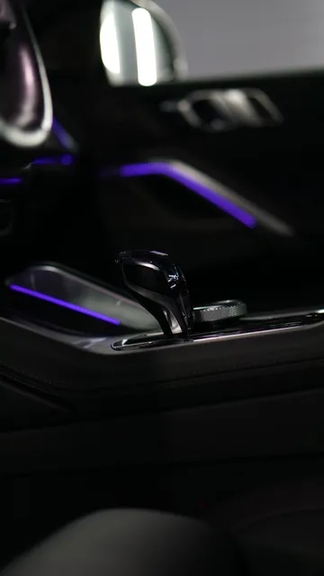 BMW X6 M50d — Химчистка салона, кадр 7
