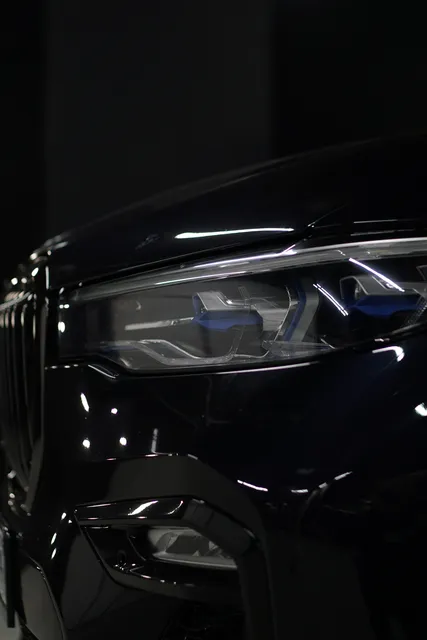 BMW X7 — Полировка кузова, кадр 4