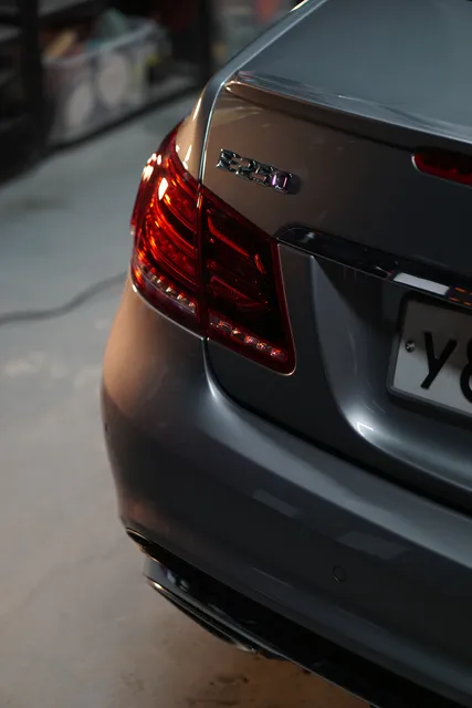 Mercedes-Benz E 250 Coupe — Детейлинг-комплекс: лёгкая полировка и керамика, кадр 12