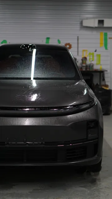 Li Auto  — Сатиновая защита, кадр 10