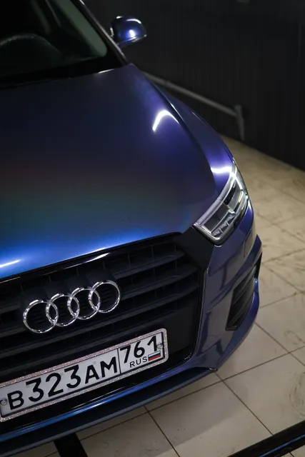 Audi Q3 — Винил с галактическим эффектом, кадр 22