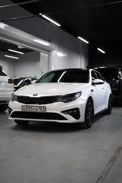 Kia Optima — Полировка и уход за подкапотным пространством, кадр 2